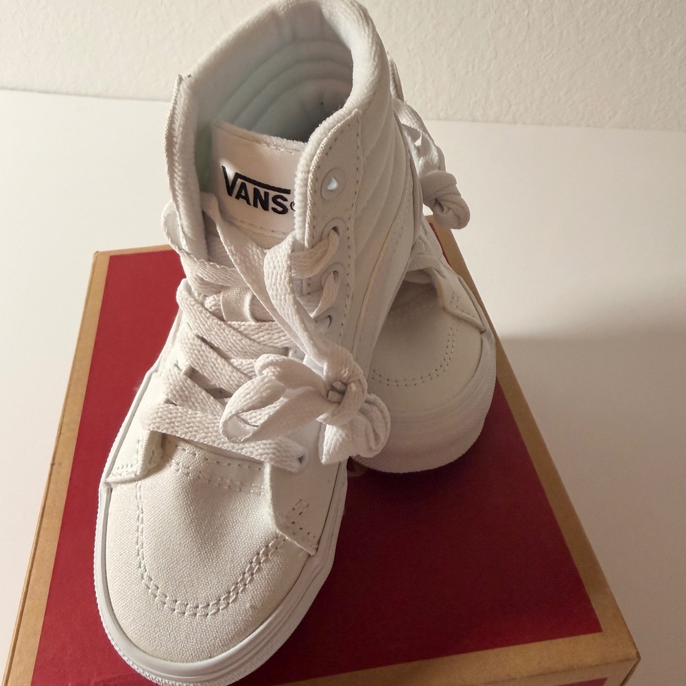 Vans Filmore Hi Kids Sneakers White Canvas High Top VN0A5HZD7HN Size 11.0 YT
